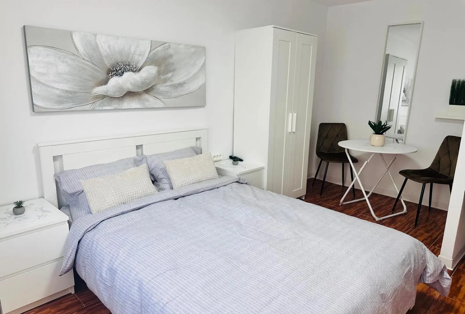 One Room Apartment Ptm 3 Bukarest